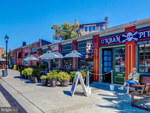 View/Area - 835 S Bond St, Baltimore, MD 21231 photo 10 of 11
