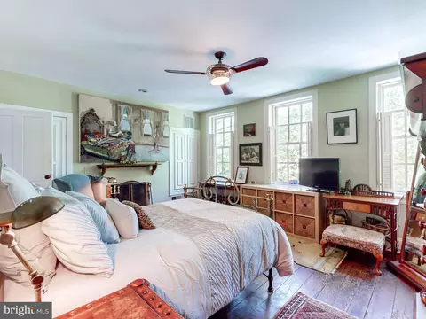 Bedroom - 835 S Bond St, Baltimore, MD 21231 photo 1 of 5
