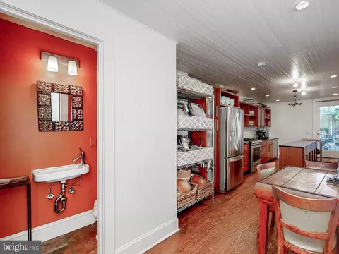 Kitchen - 835 S Bond St, Baltimore, MD 21231 photo 4 of 4