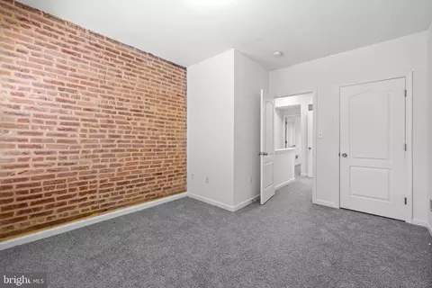 408 E Oliver St, Baltimore, MD 21202 photo 11