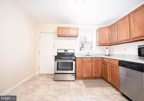 Kitchen - 1621 Patapsco St, Baltimore, MD 21230 photo 4 of 4