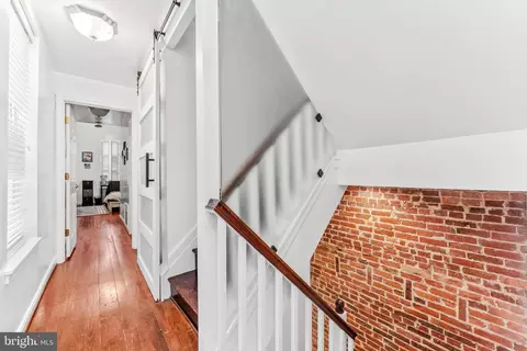 Entry Way - 1264 Battery Ave, Baltimore, MD 21230 photo 3 of 5