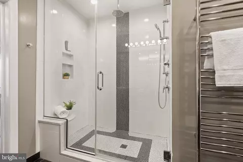 Bath - 106 E Montgomery St, Baltimore, MD 21230 photo 10 of 10