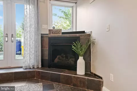Living - 106 E Montgomery St, Baltimore, MD 21230 photo 5 of 6