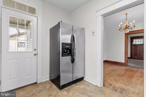 Kitchen - 3315 Lerch Dr, Baltimore, MD 21214 photo 3 of 3
