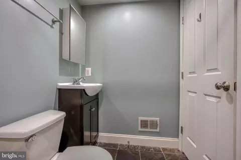 Bath - 2028 Eastern Ave, Baltimore, MD 21231 photo 3 of 6