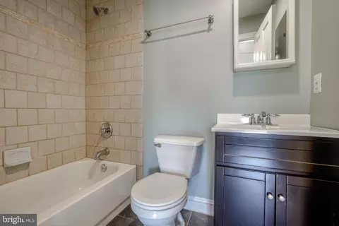 Bath - 2028 Eastern Ave, Baltimore, MD 21231 photo 4 of 6