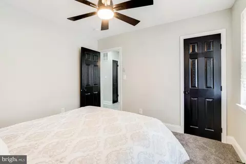 Bedroom - 4906 Gilray Dr, Baltimore, MD 21214 photo 2 of 5
