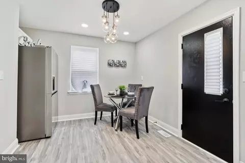 Dining - 4906 Gilray Dr, Baltimore, MD 21214 photo 2 of 2