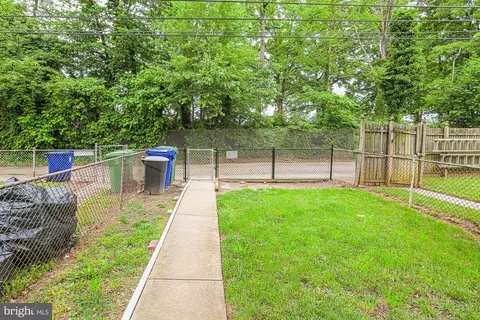 Exterior - 1439 Meridene Dr, Baltimore, MD 21239 photo 3 of 6