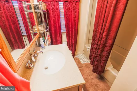 Bath - 1439 Meridene Dr, Baltimore, MD 21239 photo 3 of 3