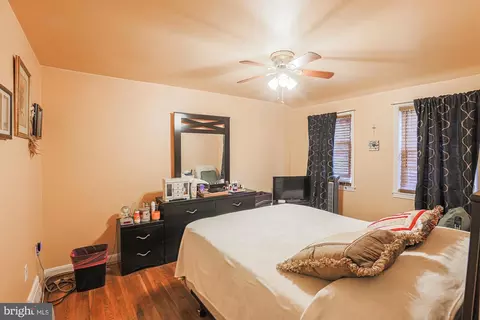 Bedroom - 1439 Meridene Dr, Baltimore, MD 21239 photo 1 of 5
