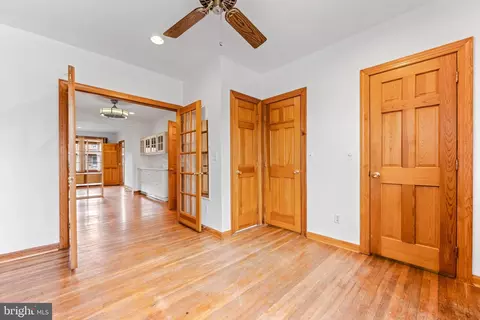 Bedroom - 323 Folcroft St, Baltimore, MD 21224 photo 3 of 4