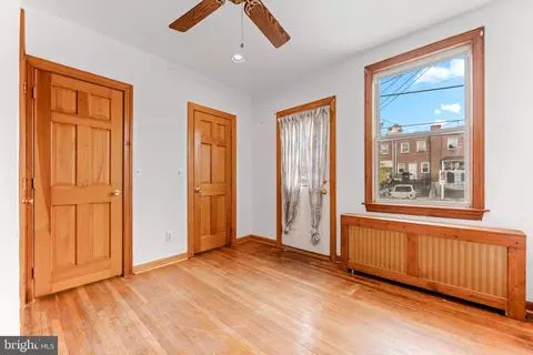 Bedroom - 323 Folcroft St, Baltimore, MD 21224 photo 2 of 4