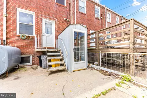 Exterior - 323 Folcroft St, Baltimore, MD 21224 photo 4 of 5