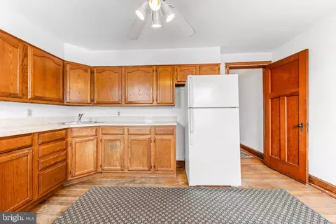 Kitchen - 323 Folcroft St, Baltimore, MD 21224 photo 9 of 9