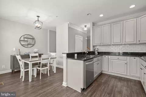 Kitchen - 1428 Steuart St, Baltimore, MD 21230 photo 4 of 6