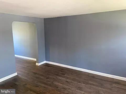 67 Upmanor Rd, Baltimore, MD 21229 photo 4