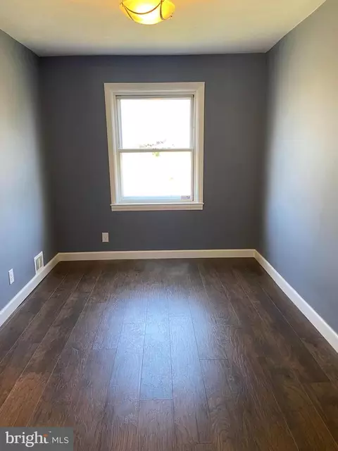 67 Upmanor Rd, Baltimore, MD 21229 photo 7