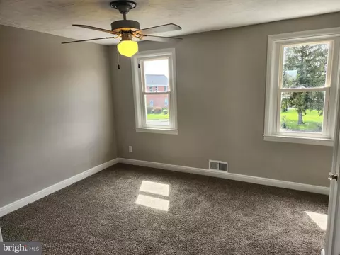 67 Upmanor Rd, Baltimore, MD 21229 photo 22