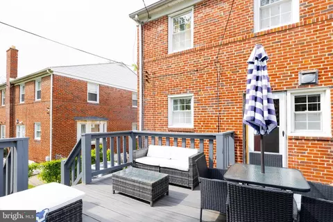 Exterior - 2205 Cloville Ave, Baltimore, MD 21214 photo 1 of 9