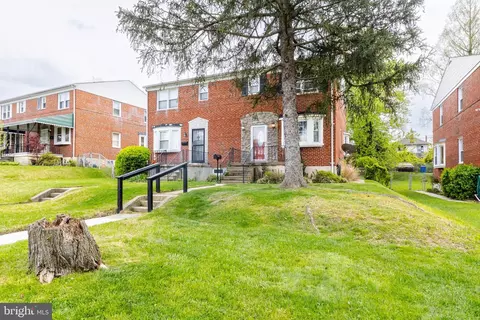 Exterior - 2205 Cloville Ave, Baltimore, MD 21214 photo 8 of 9