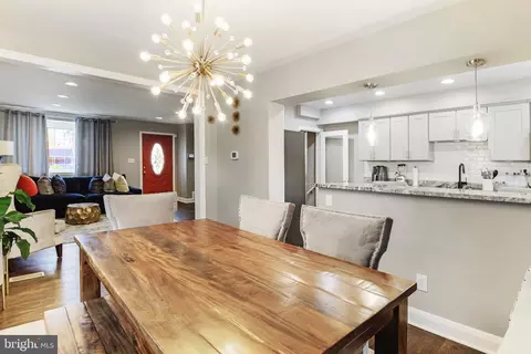 Dining - 2205 Cloville Ave, Baltimore, MD 21214 photo 2 of 2