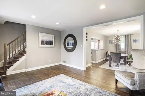 Living - 2205 Cloville Ave, Baltimore, MD 21214 photo 3 of 5