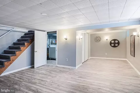 2205 Cloville Ave, Baltimore, MD 21214