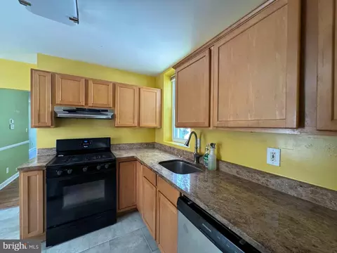 Kitchen - 620 E 38th St, Baltimore, MD 21218 photo 2 of 3