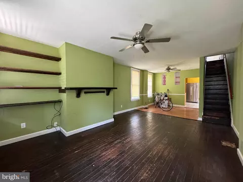 Living - 620 E 38th St, Baltimore, MD 21218 photo 1 of 2