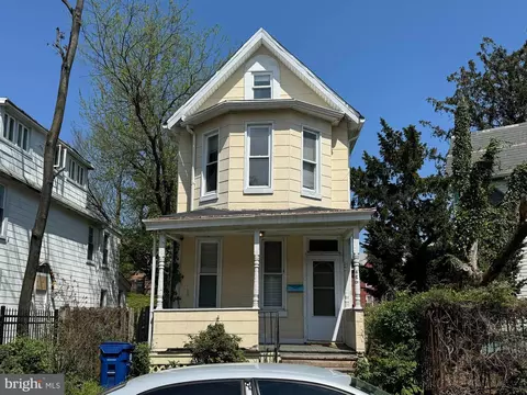 620 E 38th St, Baltimore, MD 21218