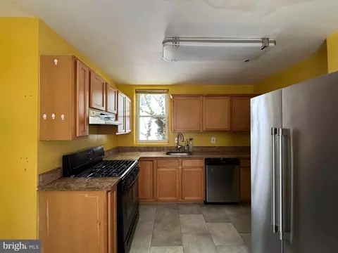Kitchen - 620 E 38th St, Baltimore, MD 21218 photo 1 of 3