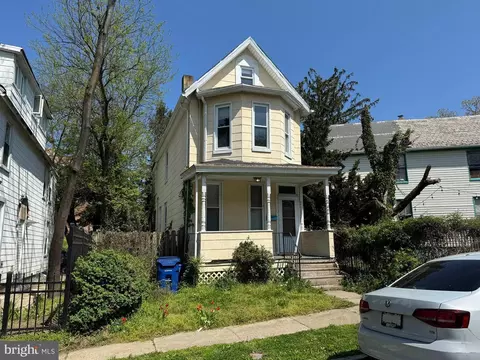 Exterior - 620 E 38th St, Baltimore, MD 21218 photo 2 of 2