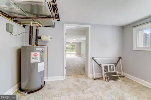 6409 Brook Ave, Baltimore, MD 21206 photo 42