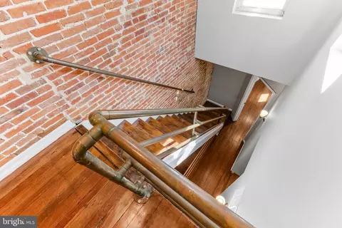 Entry Way - 1111 William St, Baltimore, MD 21230 photo 3 of 6