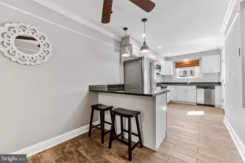 Kitchen - 1111 William St, Baltimore, MD 21230 photo 1 of 5