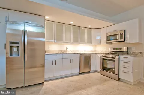 Kitchen - 2500 Fleet St, Baltimore, MD 21224 photo 9 of 10