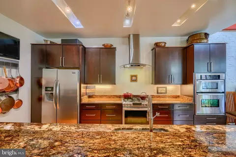 Kitchen - 2500 Fleet St, Baltimore, MD 21224 photo 5 of 10