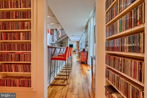 Entry Way - 2500 Fleet St, Baltimore, MD 21224 photo 2 of 9