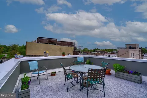 Exterior - 2500 Fleet St, Baltimore, MD 21224 photo 8 of 10