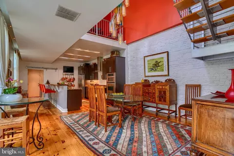 Dining - 2500 Fleet St, Baltimore, MD 21224 photo 3 of 10