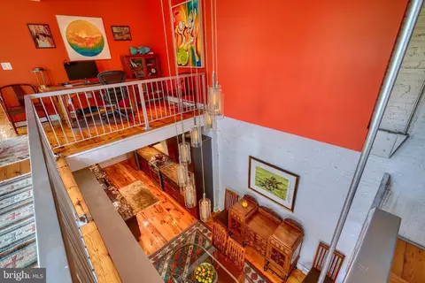 Entry Way - 2500 Fleet St, Baltimore, MD 21224 photo 5 of 9