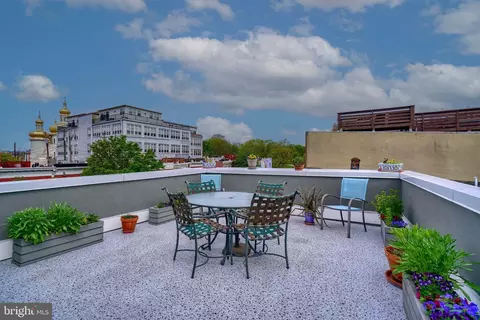 Exterior - 2500 Fleet St, Baltimore, MD 21224 photo 7 of 10