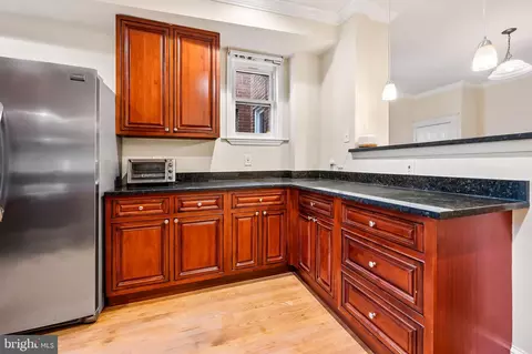 Kitchen - 333 E 29th St E, Baltimore, MD 21218 photo 3 of 7