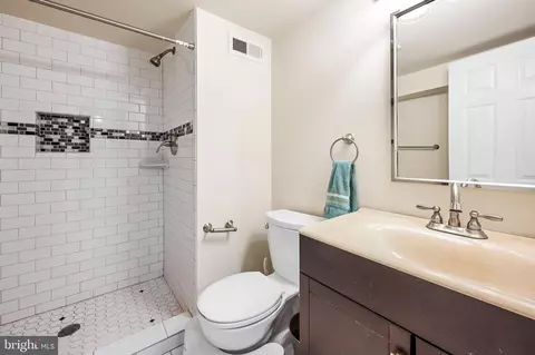 Bath - 333 E 29th St E, Baltimore, MD 21218 photo 2 of 2