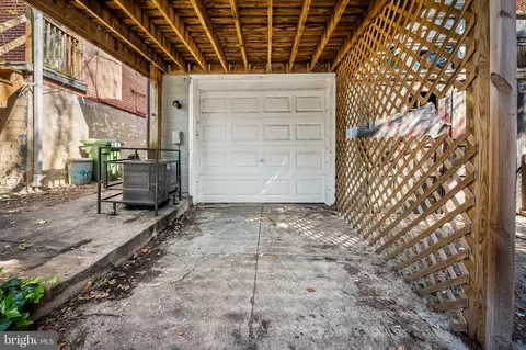 Exterior - 333 E 29th St E, Baltimore, MD 21218 photo 7 of 7
