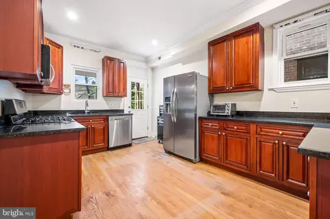 Kitchen - 333 E 29th St E, Baltimore, MD 21218 photo 1 of 7