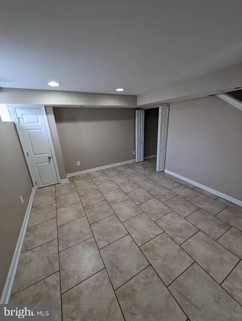 3914 Kenyon Ave, Baltimore, MD 21213 photo 15