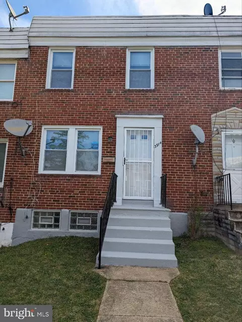 3914 Kenyon Ave, Baltimore, MD 21213 photo 3